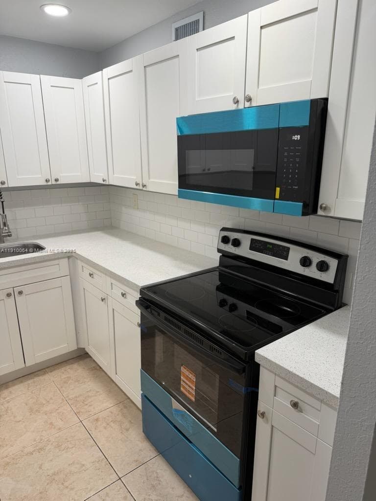 1805 W 56th St # 412, Hialeah FL 33012 — 1