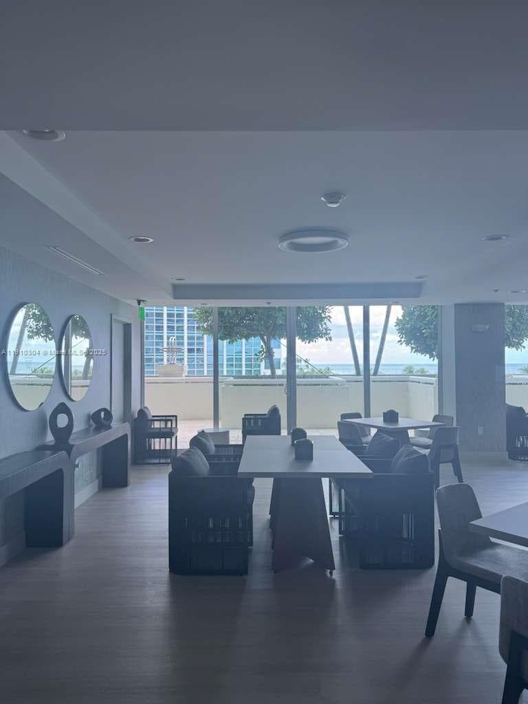 5025 Collins Ave # 1602, Miami Beach FL 33140 — 36