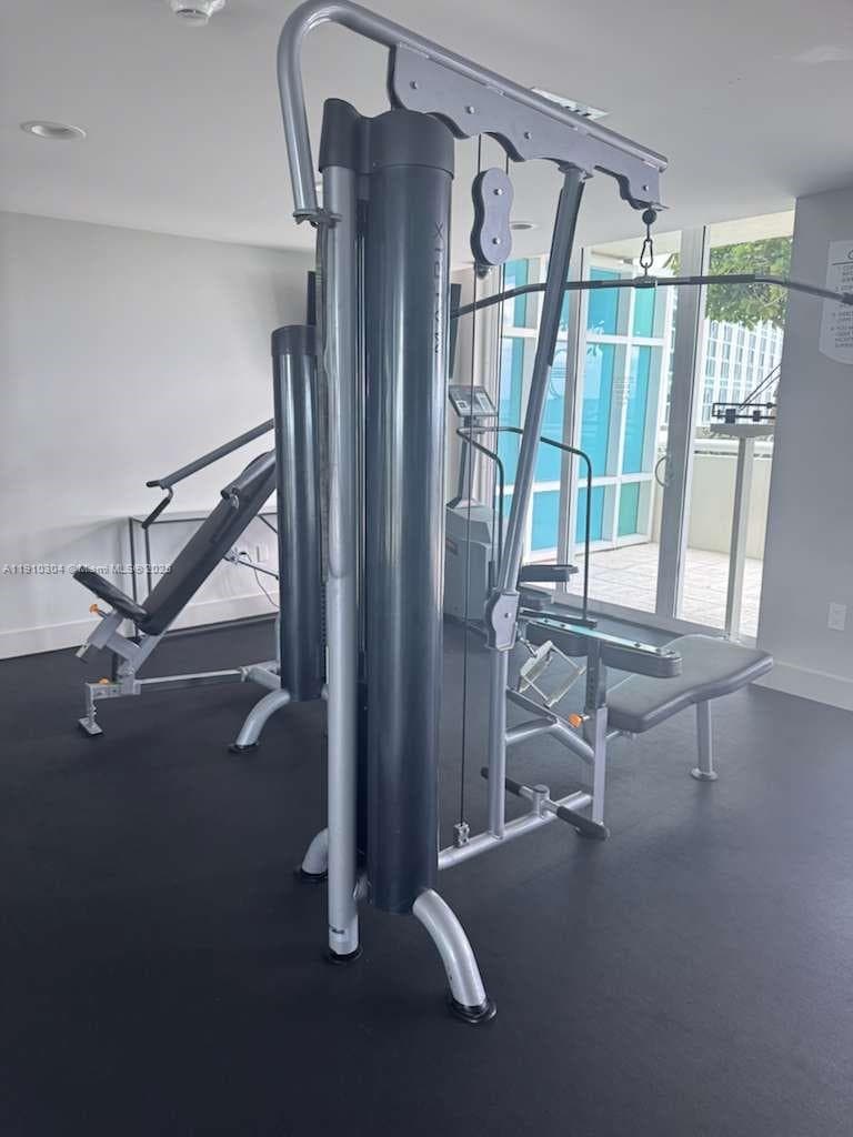 5025 Collins Ave # 1602, Miami Beach FL 33140 — 28