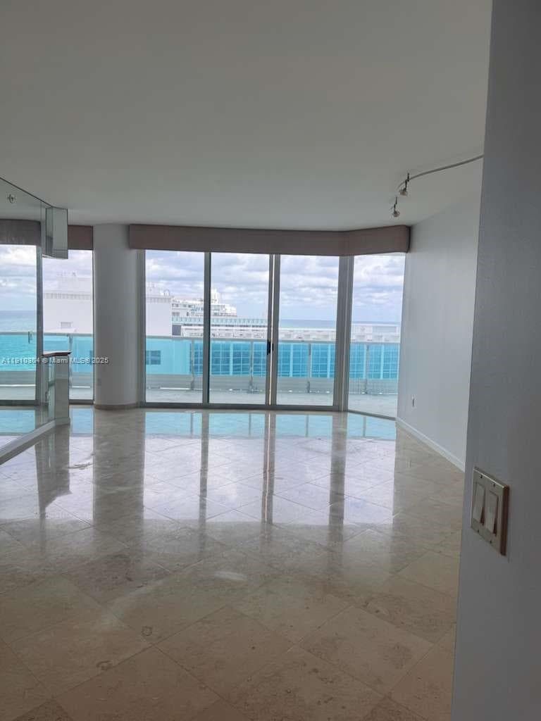 5025 Collins Ave # 1602, Miami Beach FL 33140 — 5