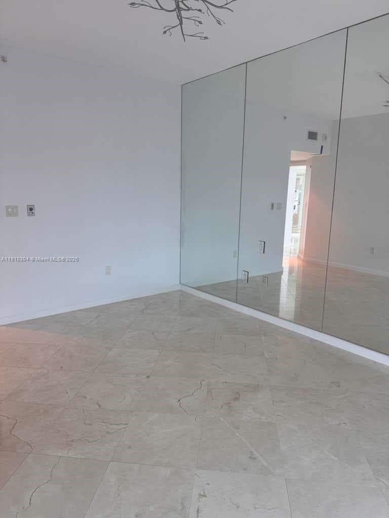 5025 Collins Ave # 1602, Miami Beach FL 33140 — 9