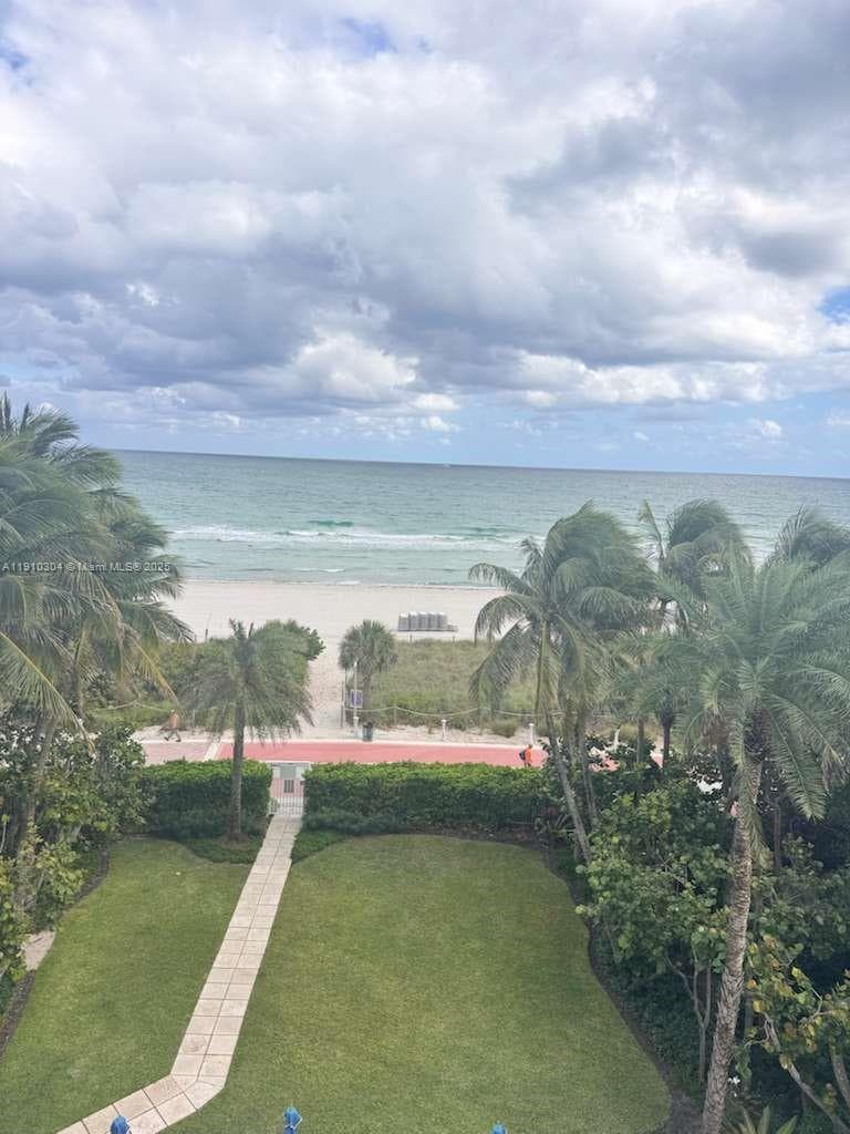 5025 Collins Ave # 1602, Miami Beach FL 33140 — 33