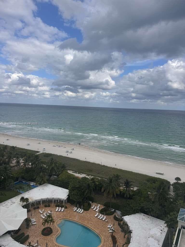 5025 Collins Ave # 1602, Miami Beach FL 33140 — 15