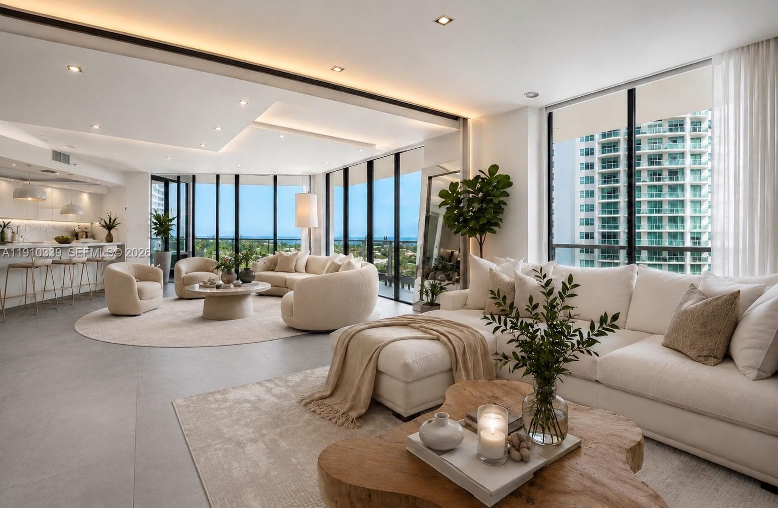 20281 E Country Club Dr # 808, Aventura FL 33180 — 2