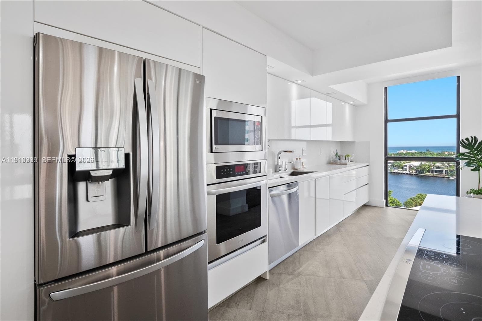 20281 E Country Club Dr # 808, Aventura FL 33180 — 16