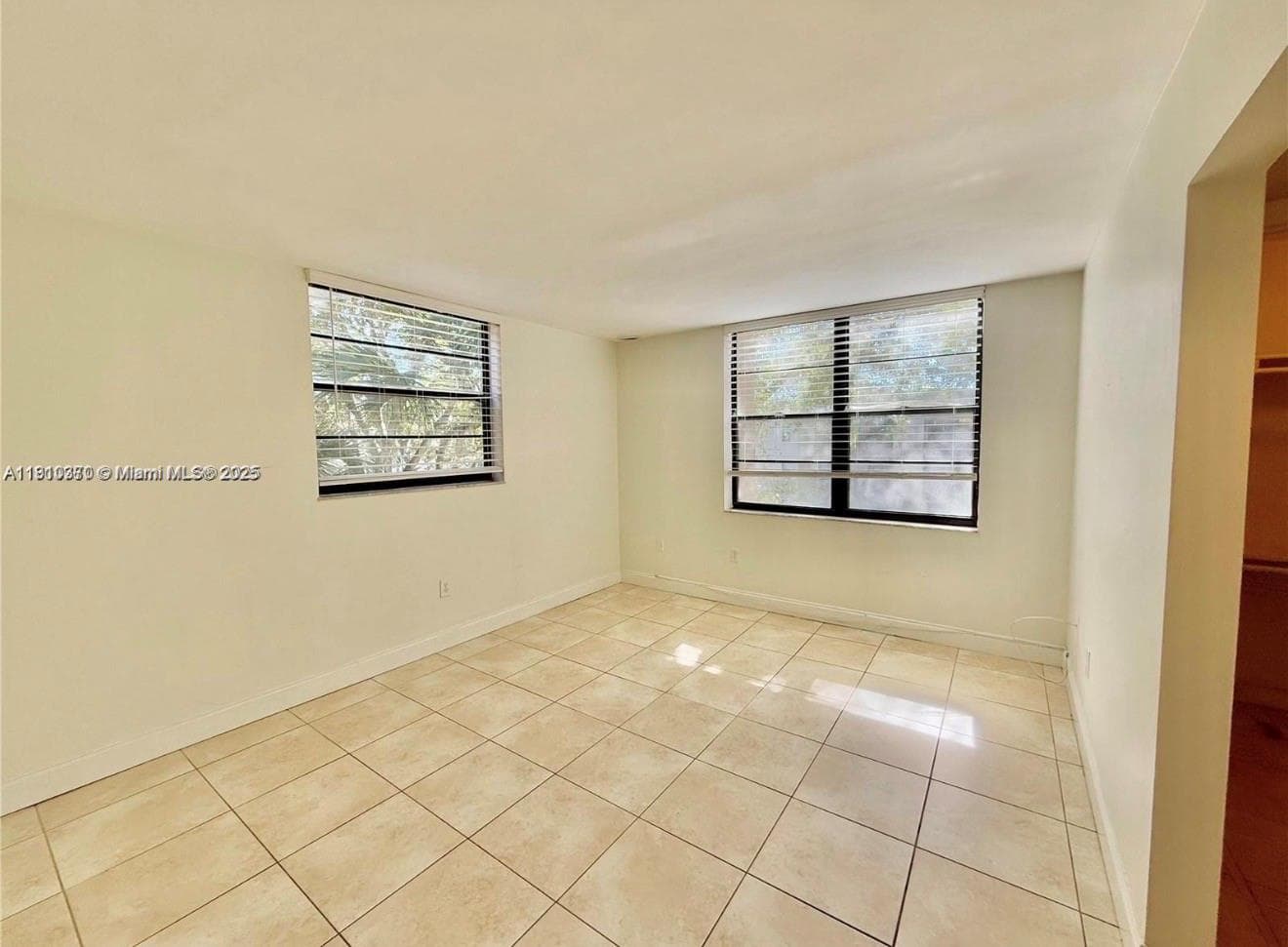 10825 SW 112th Ave # 302, Miami FL 33176 — 12