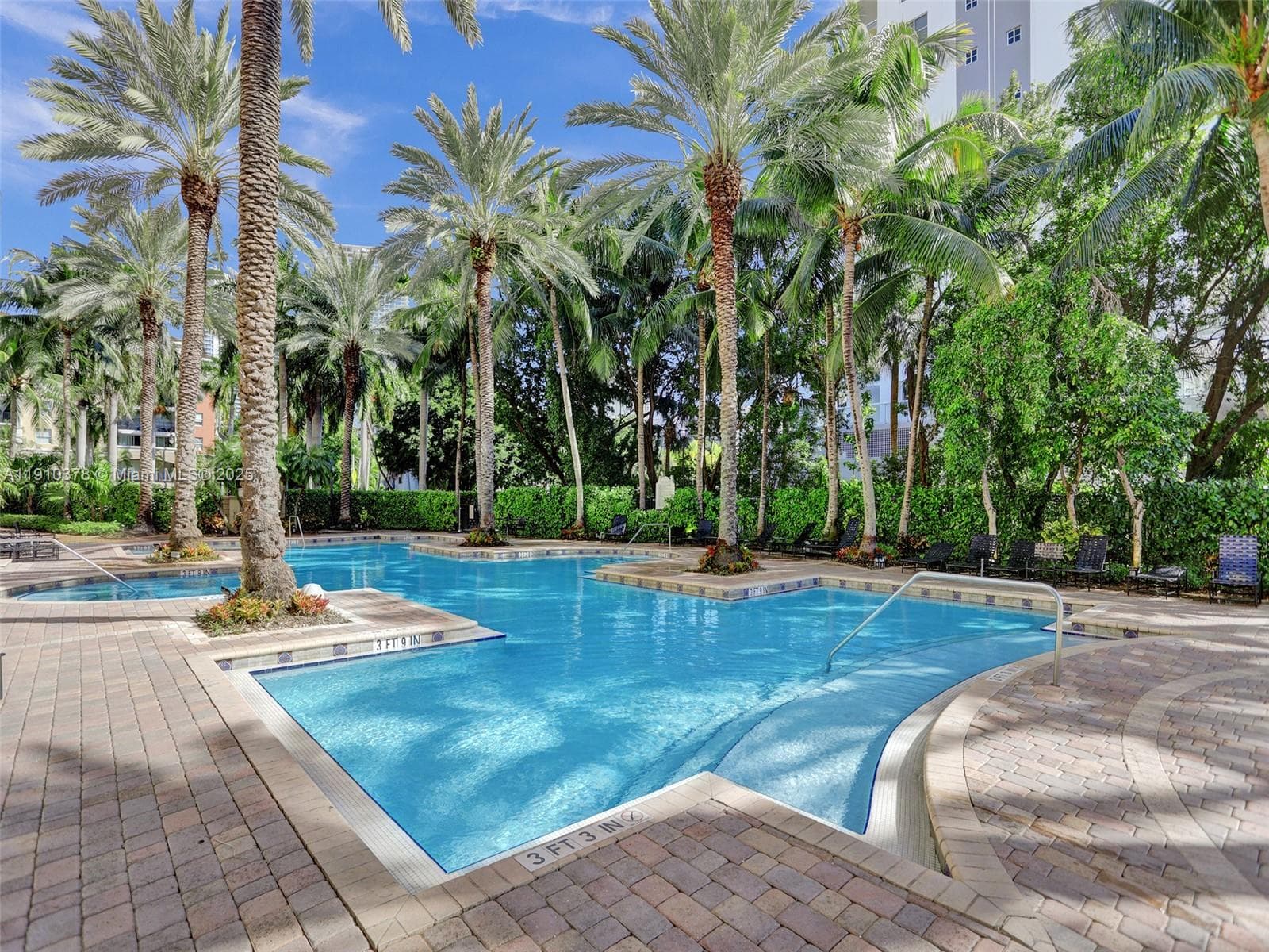 17150 N Bay Rd # 2102, Sunny Isles Beach FL 33160 — 23