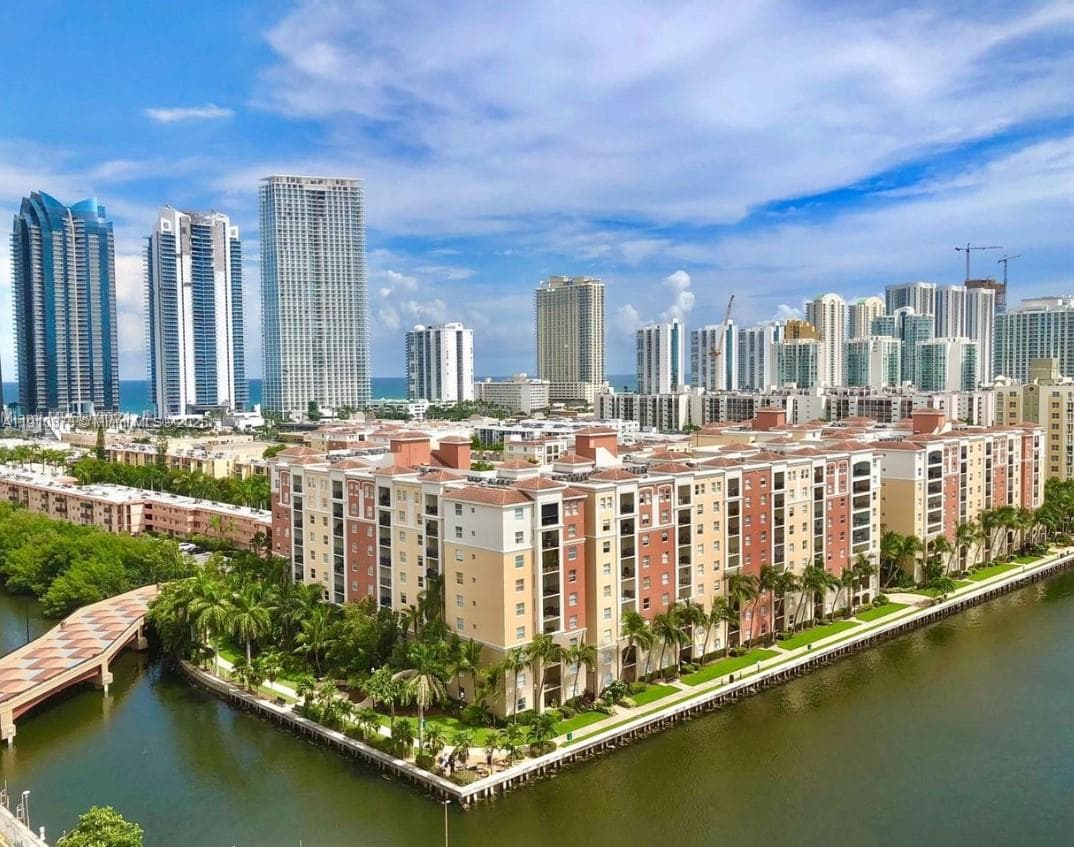 17150 N Bay Rd # 2102, Sunny Isles Beach FL 33160 — 29