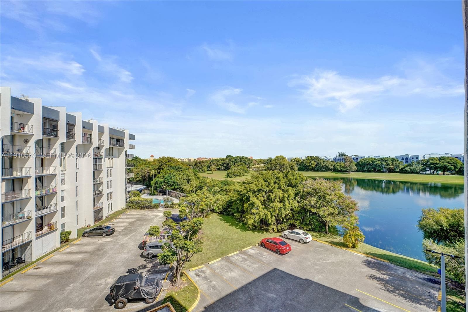 9686 Fontainebleau Blvd # 507, Miami FL 33172 — 23