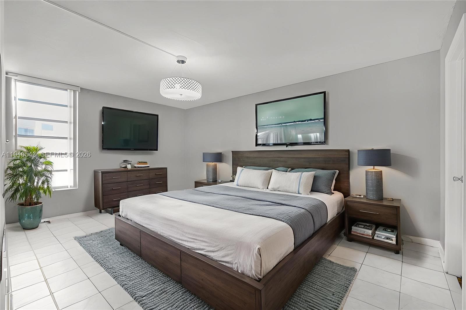 9686 Fontainebleau Blvd # 507, Miami FL 33172 — 4