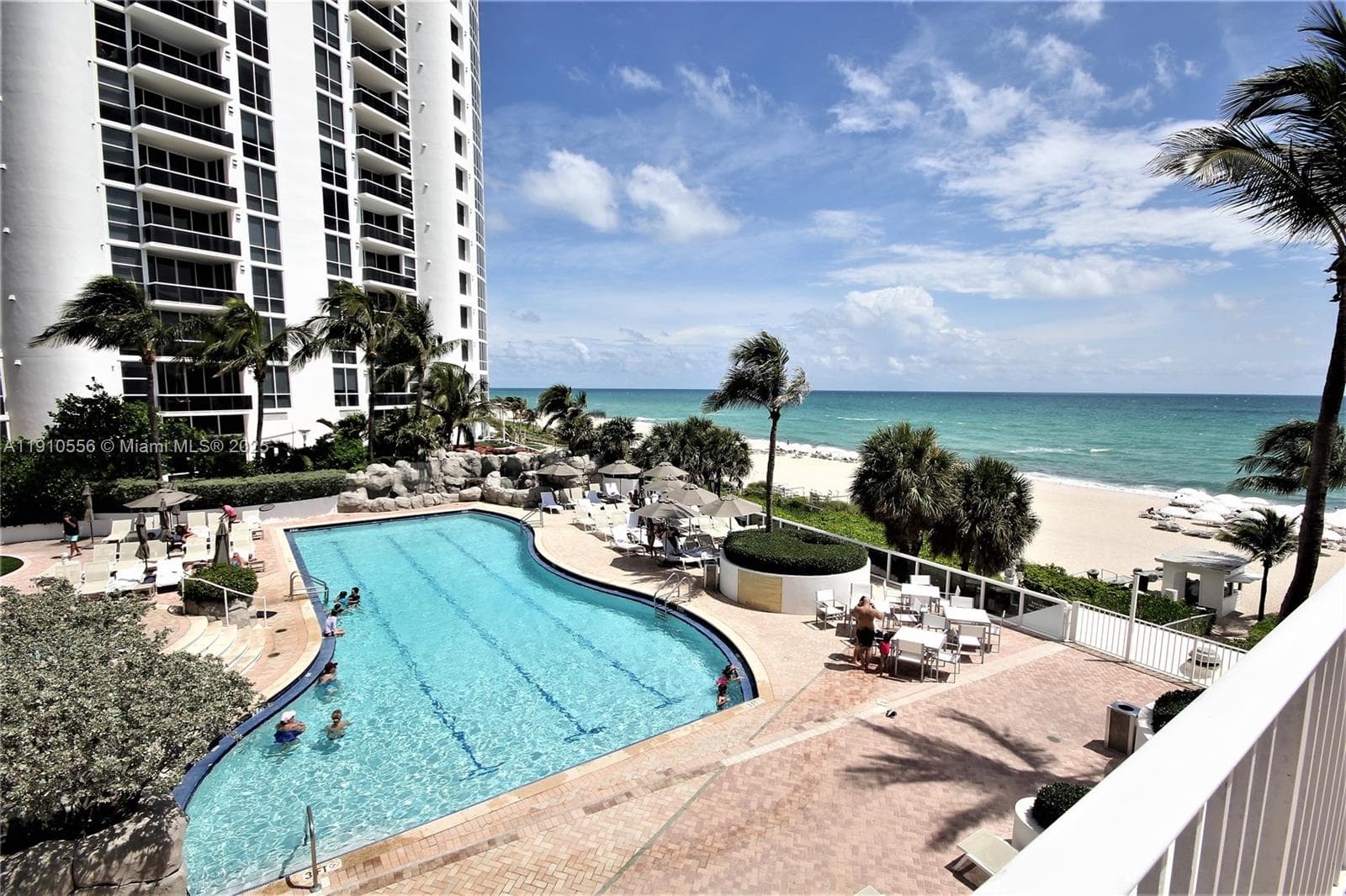 18001 Collins Ave # 2115, Sunny Isles Beach FL 33160 — 37