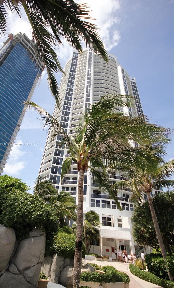 18001 Collins Ave # 2115, Sunny Isles Beach FL 33160 — 39