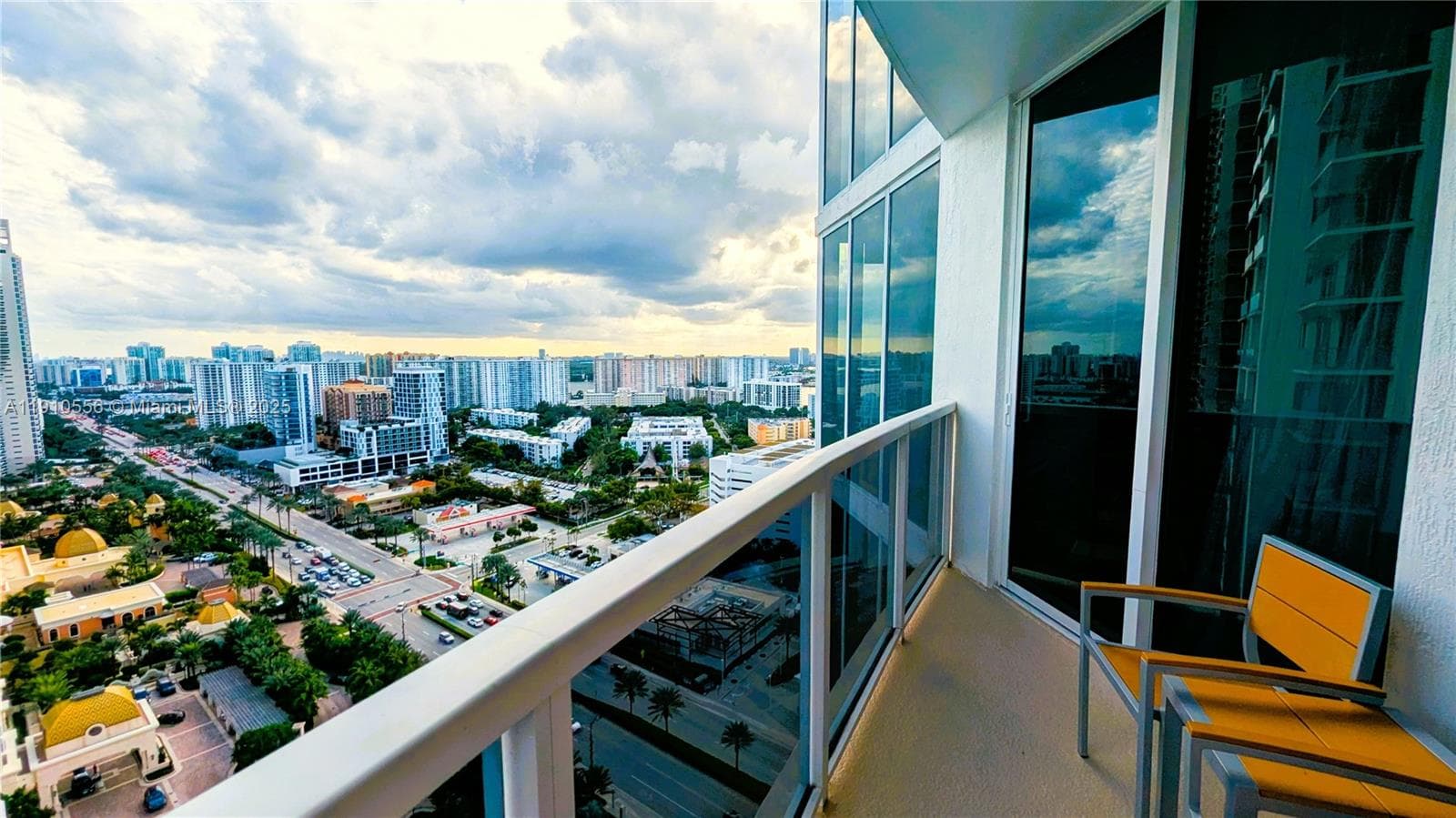 18001 Collins Ave # 2115, Sunny Isles Beach FL 33160 — 21