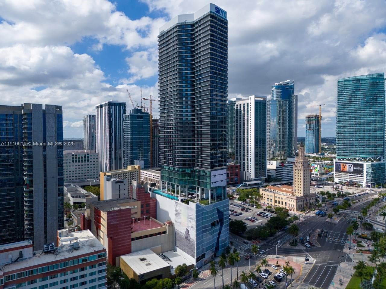 398 NE 5th St # 3618, Miami FL 33132 — 41