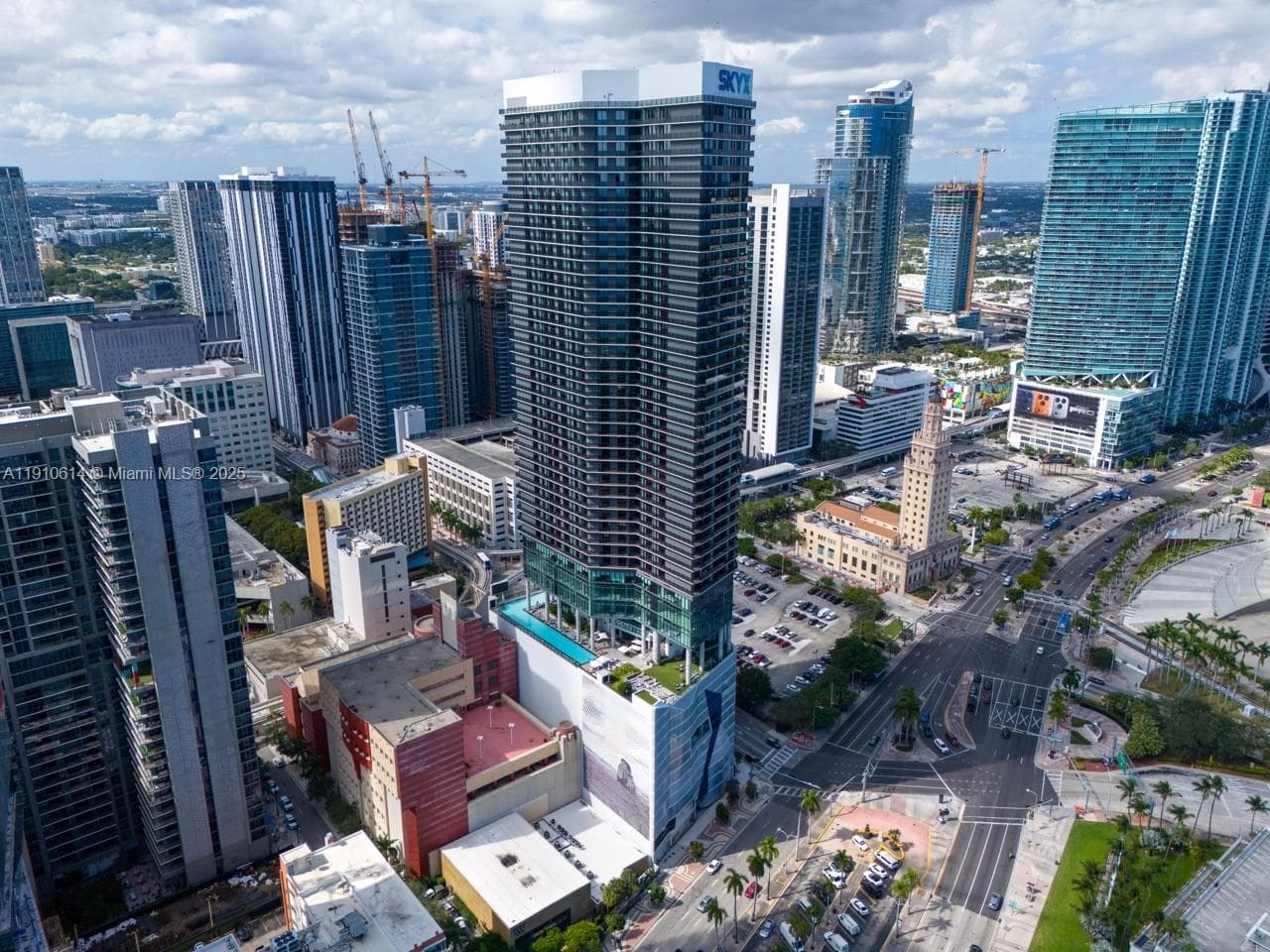 398 NE 5th St # 3618, Miami FL 33132 — 40