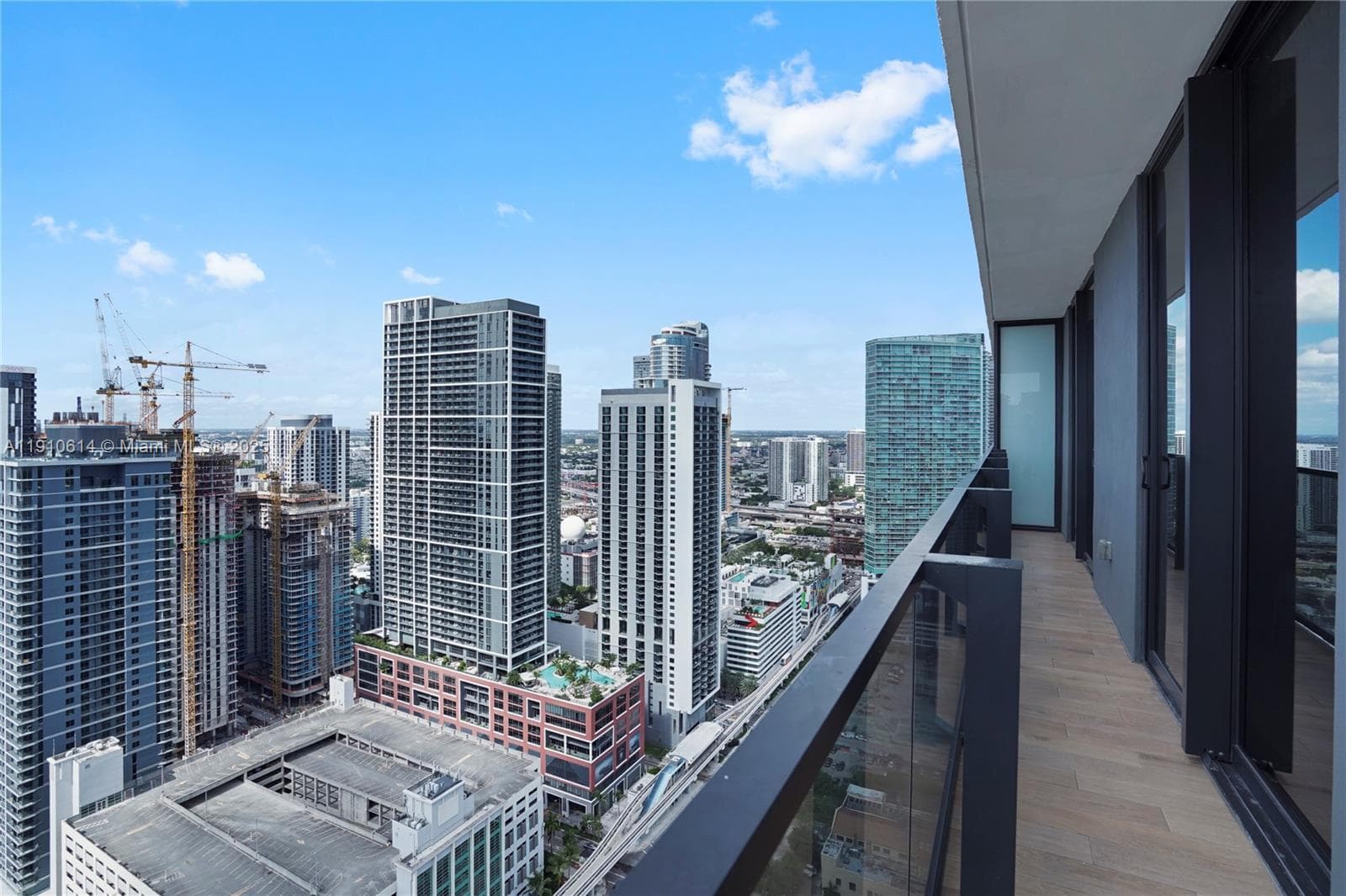 398 NE 5th St # 3618, Miami FL 33132 — 39