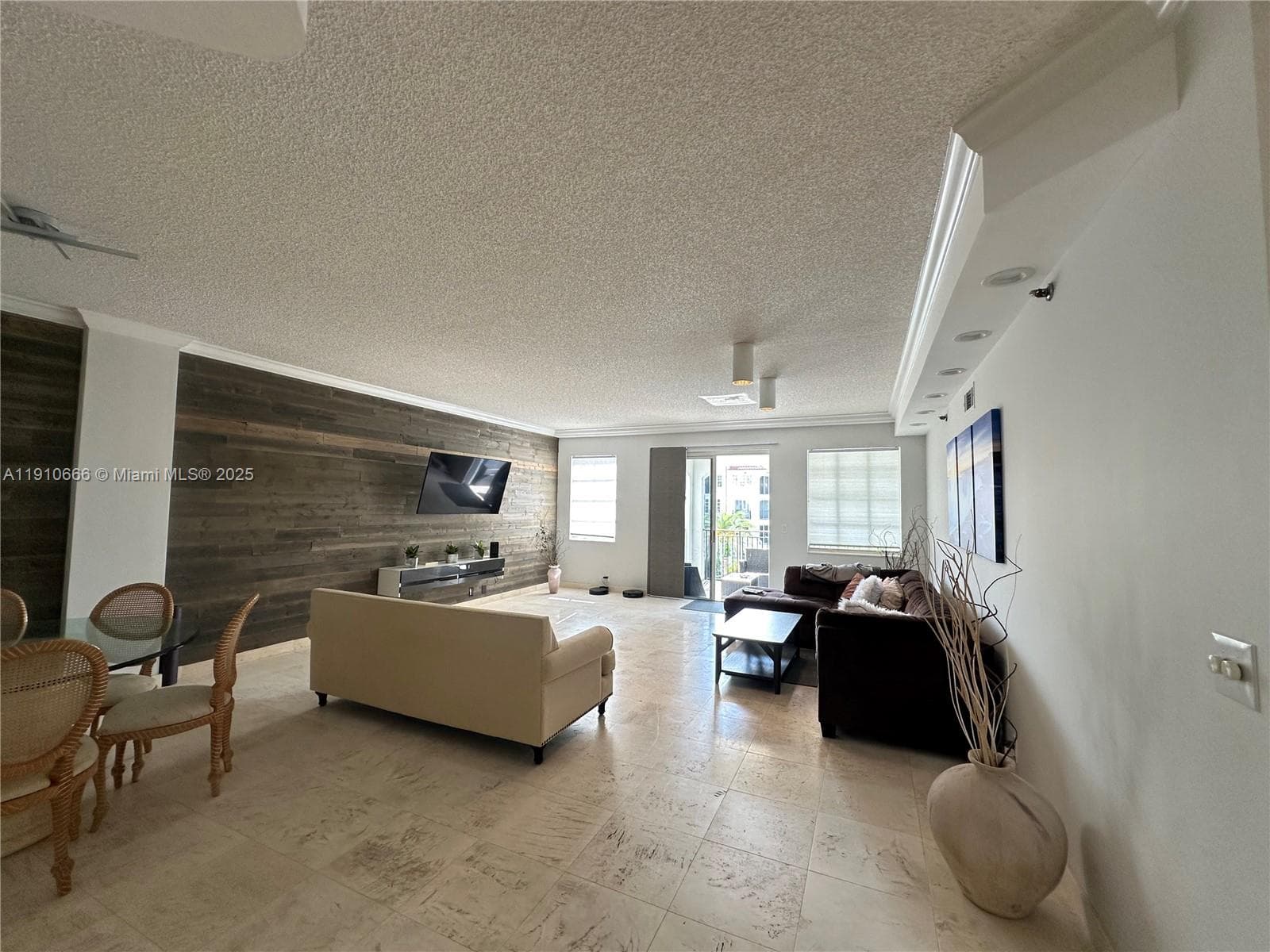 3900 Island Blvd # 303, Aventura FL 33160 — 6