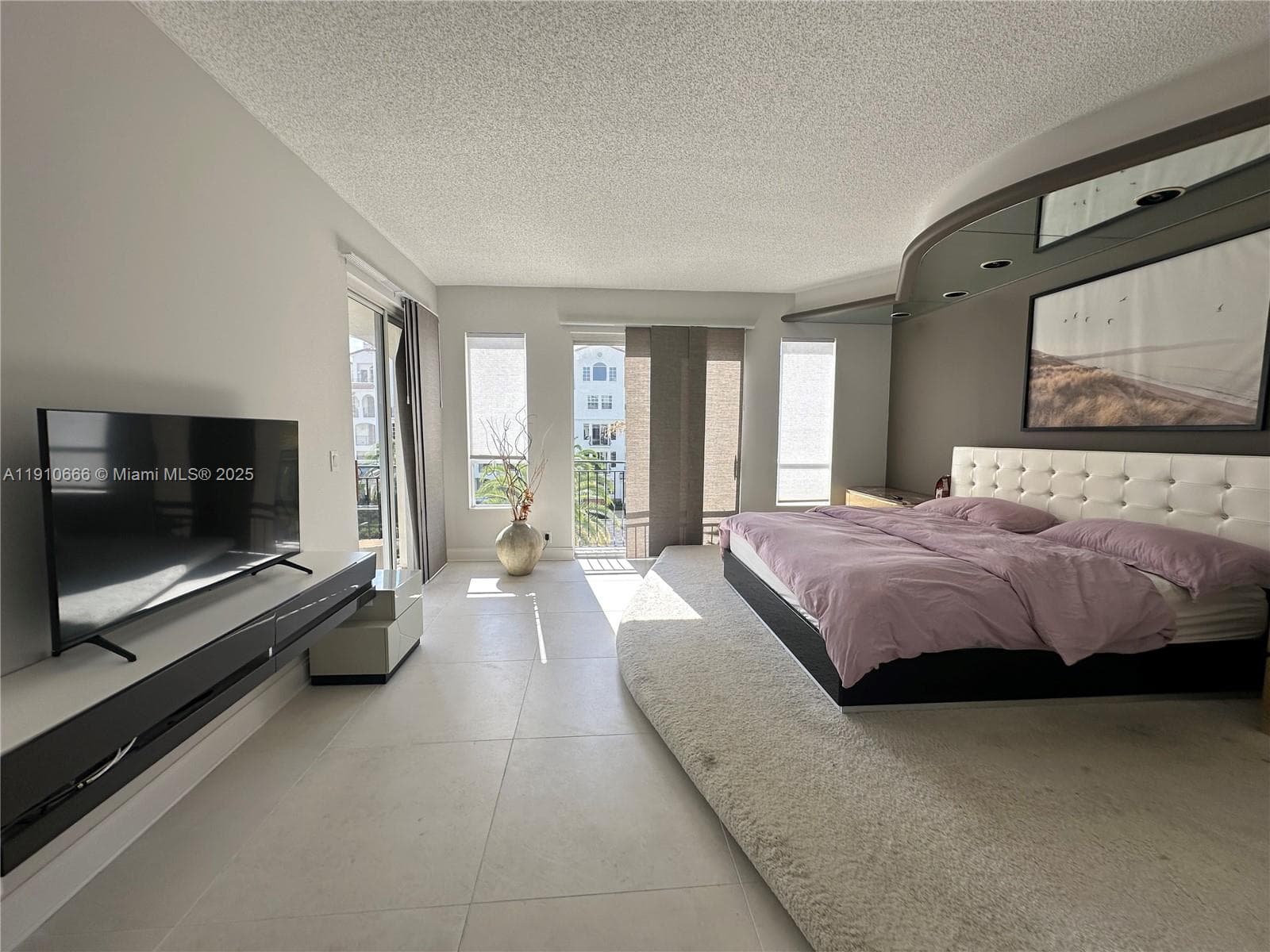3900 Island Blvd # 303, Aventura FL 33160 — 26