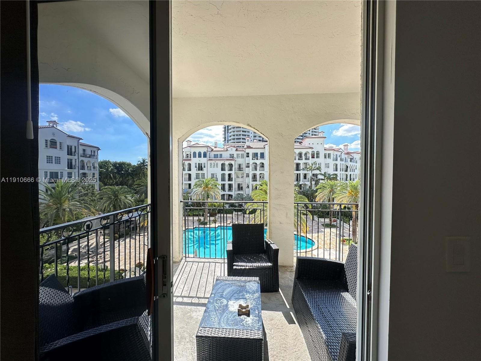 3900 Island Blvd # 303, Aventura FL 33160 — 7