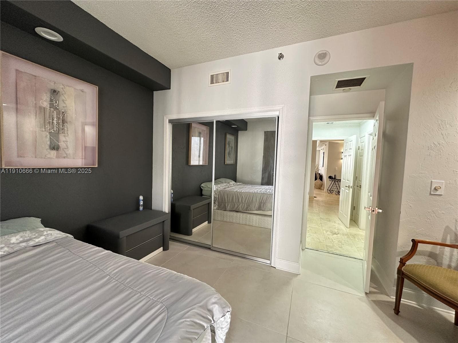 3900 Island Blvd # 303, Aventura FL 33160 — 35