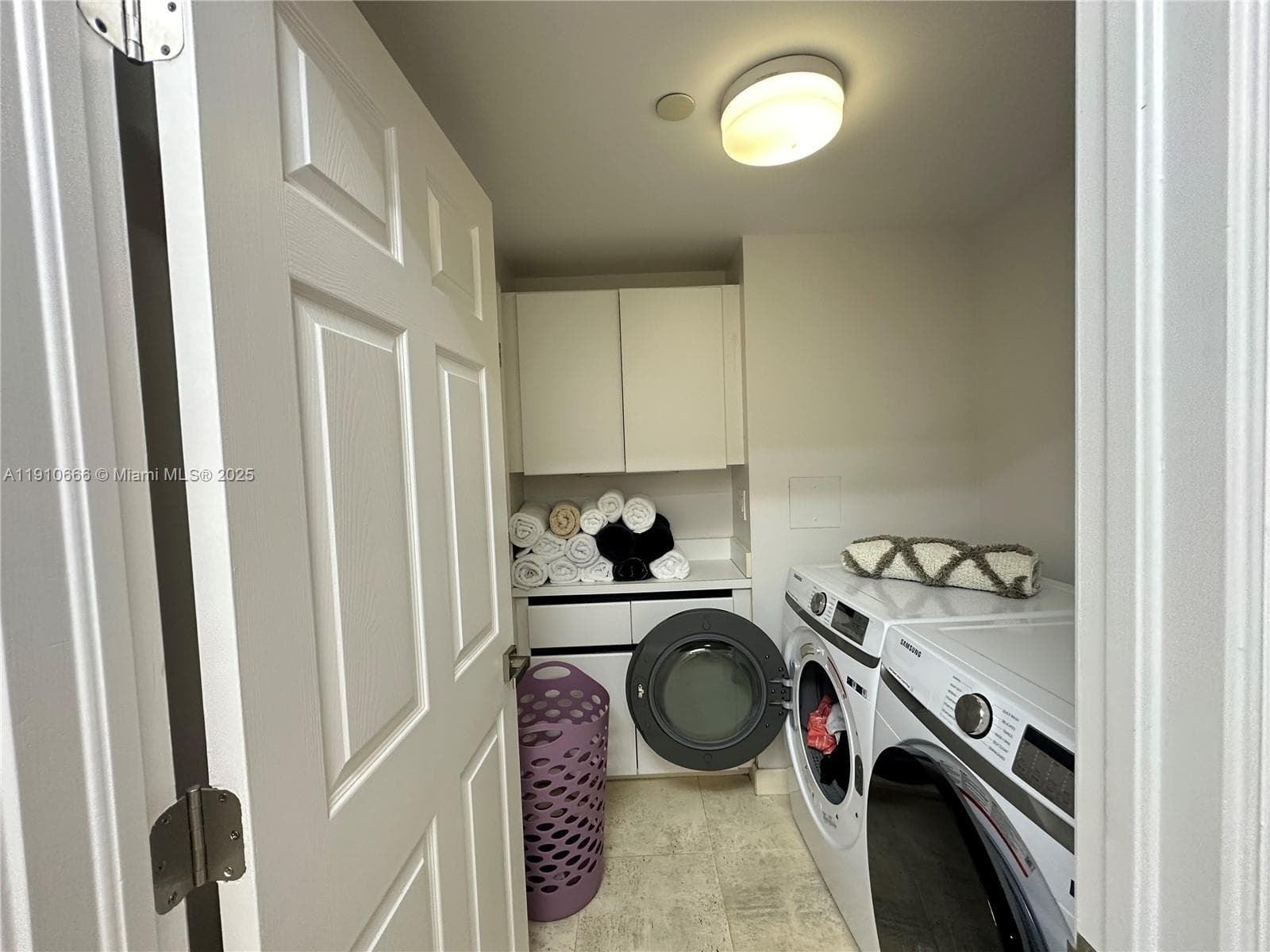 3900 Island Blvd # 303, Aventura FL 33160 — 31