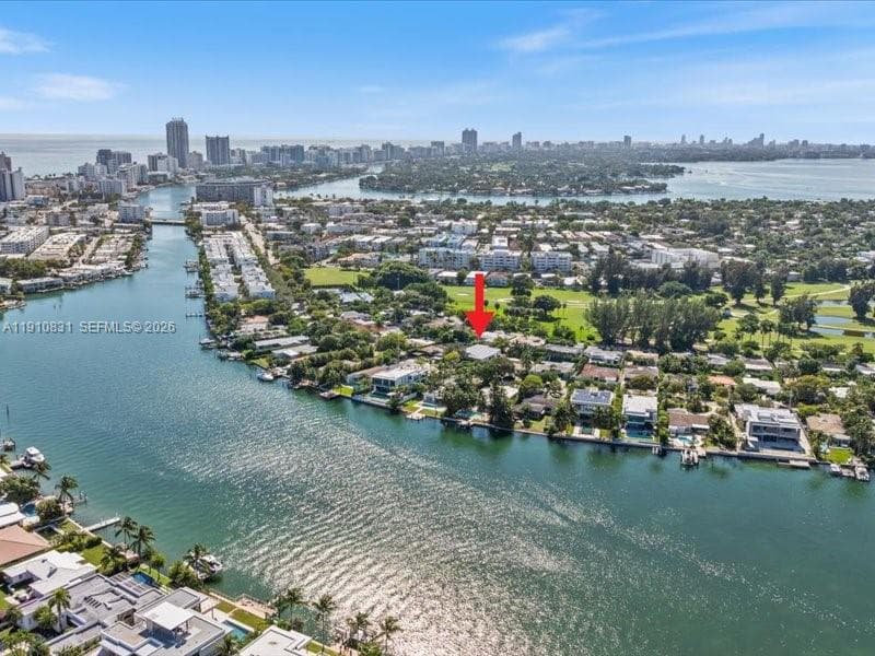270 N Shore Dr, Miami Beach FL 33141 — 42