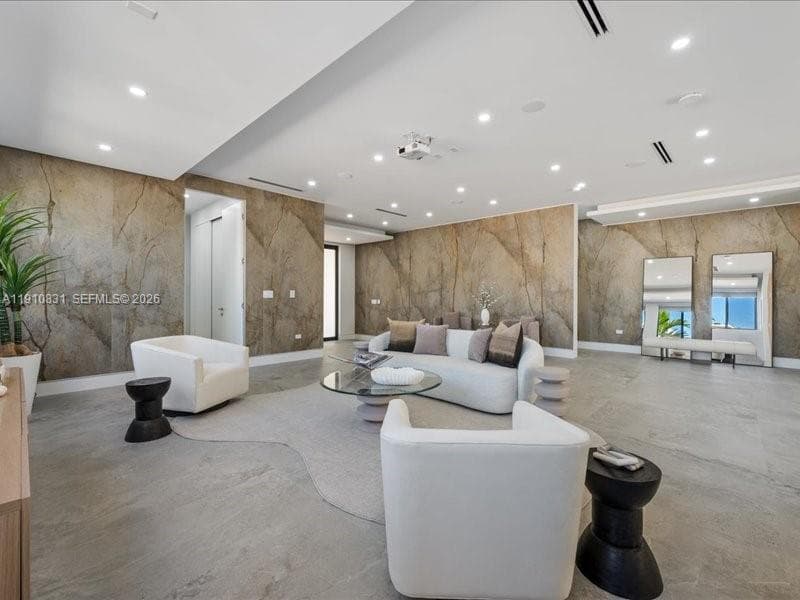 270 N Shore Dr, Miami Beach FL 33141 — 10