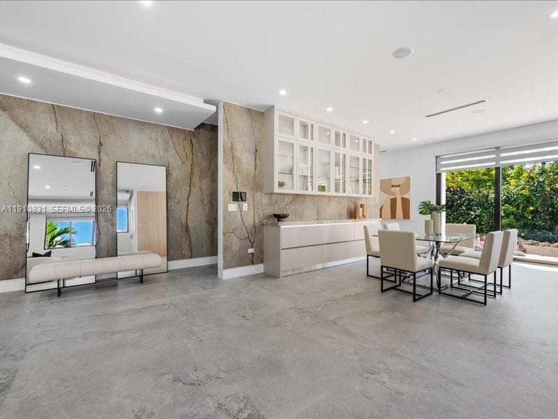 270 N Shore Dr, Miami Beach FL 33141 — 14