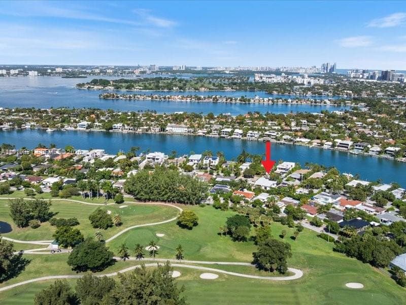 270 N Shore Dr, Miami Beach FL 33141 — 45