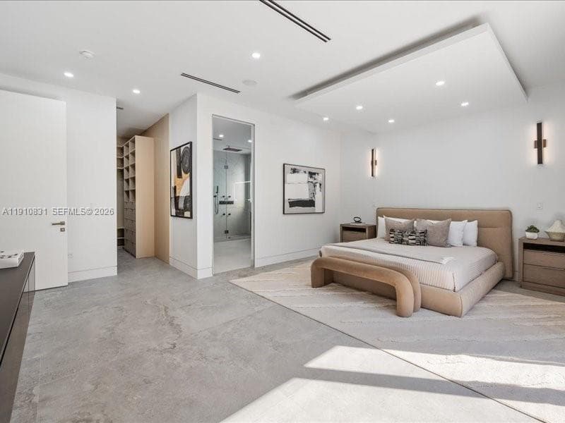 270 N Shore Dr, Miami Beach FL 33141 — 18