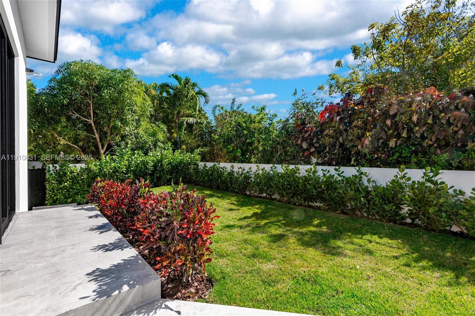 270 N Shore Dr, Miami Beach FL 33141 — 37