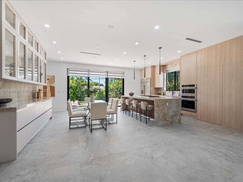 270 N Shore Dr, Miami Beach FL 33141 — 15