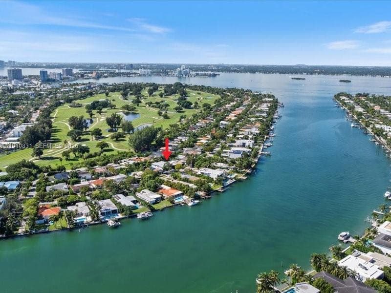 270 N Shore Dr, Miami Beach FL 33141 — 44