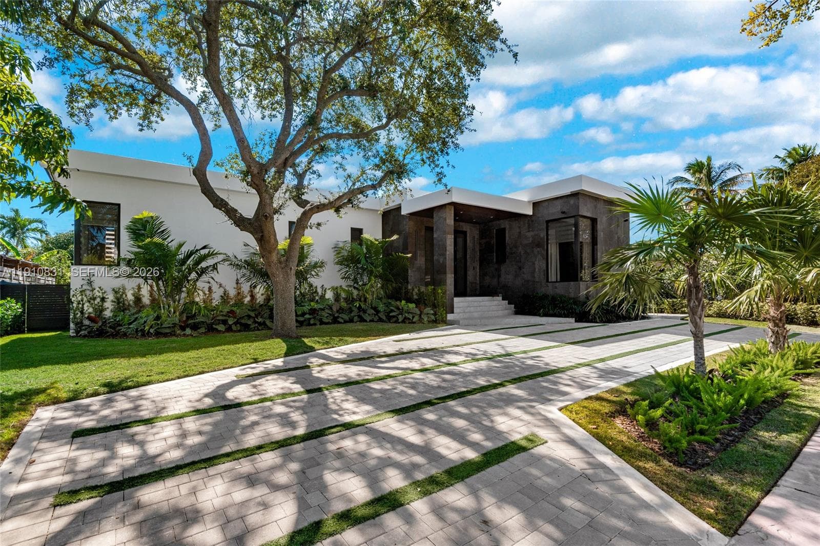 270 N Shore Dr, Miami Beach FL 33141 — 4