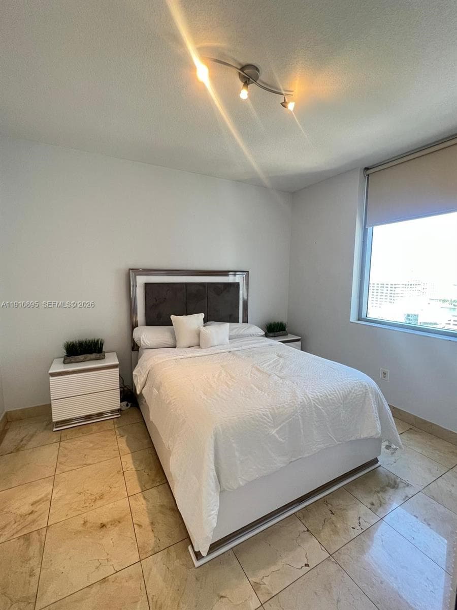 1050 Brickell Ave # 1904, Miami FL 33131 — 9