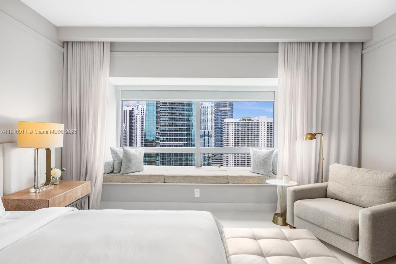 1435 Brickell Ave # 3410, Miami FL 33131 — 6