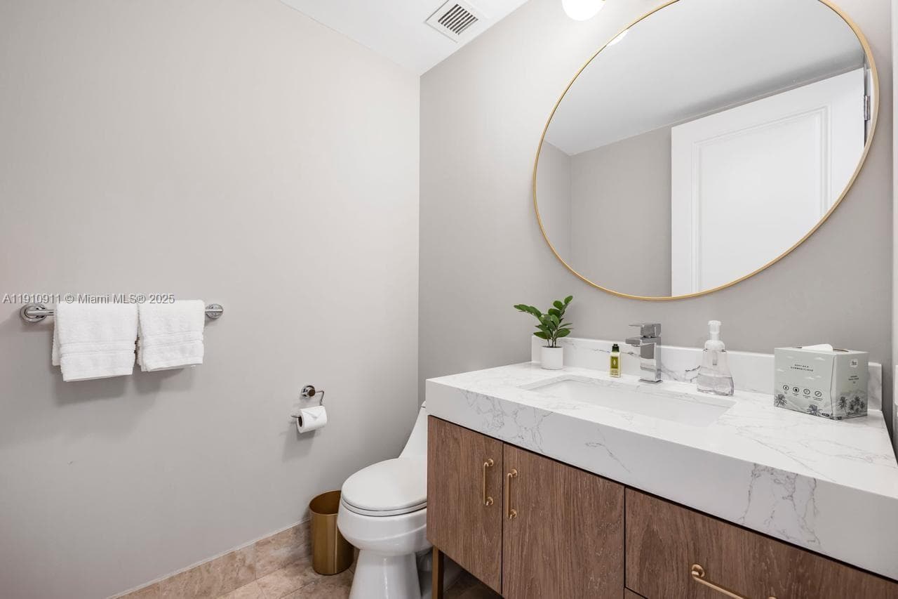 1435 Brickell Ave # 3410, Miami FL 33131 — 10