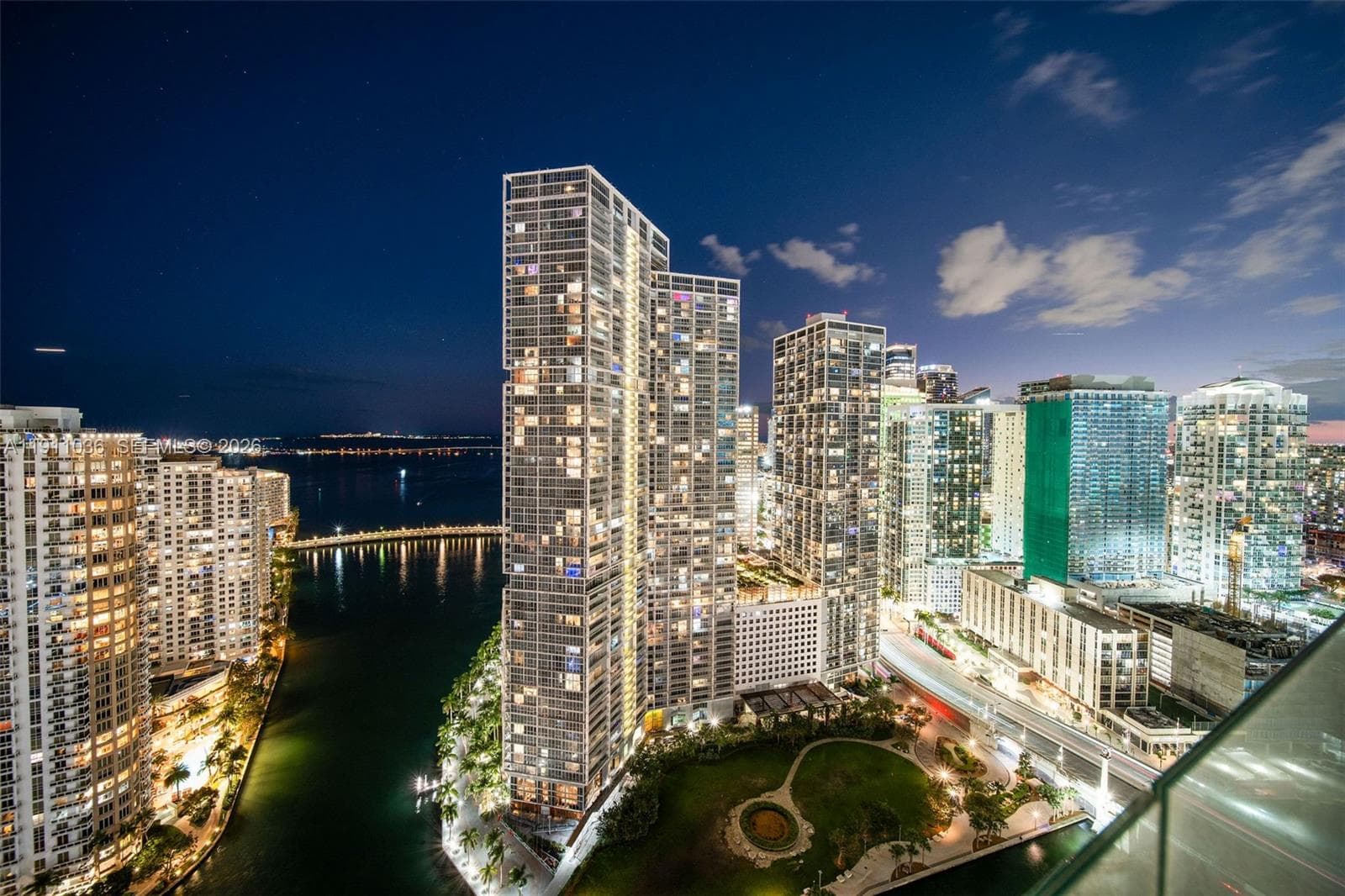300 Biscayne Blvd Way # 3404, Miami FL 33131 — 46