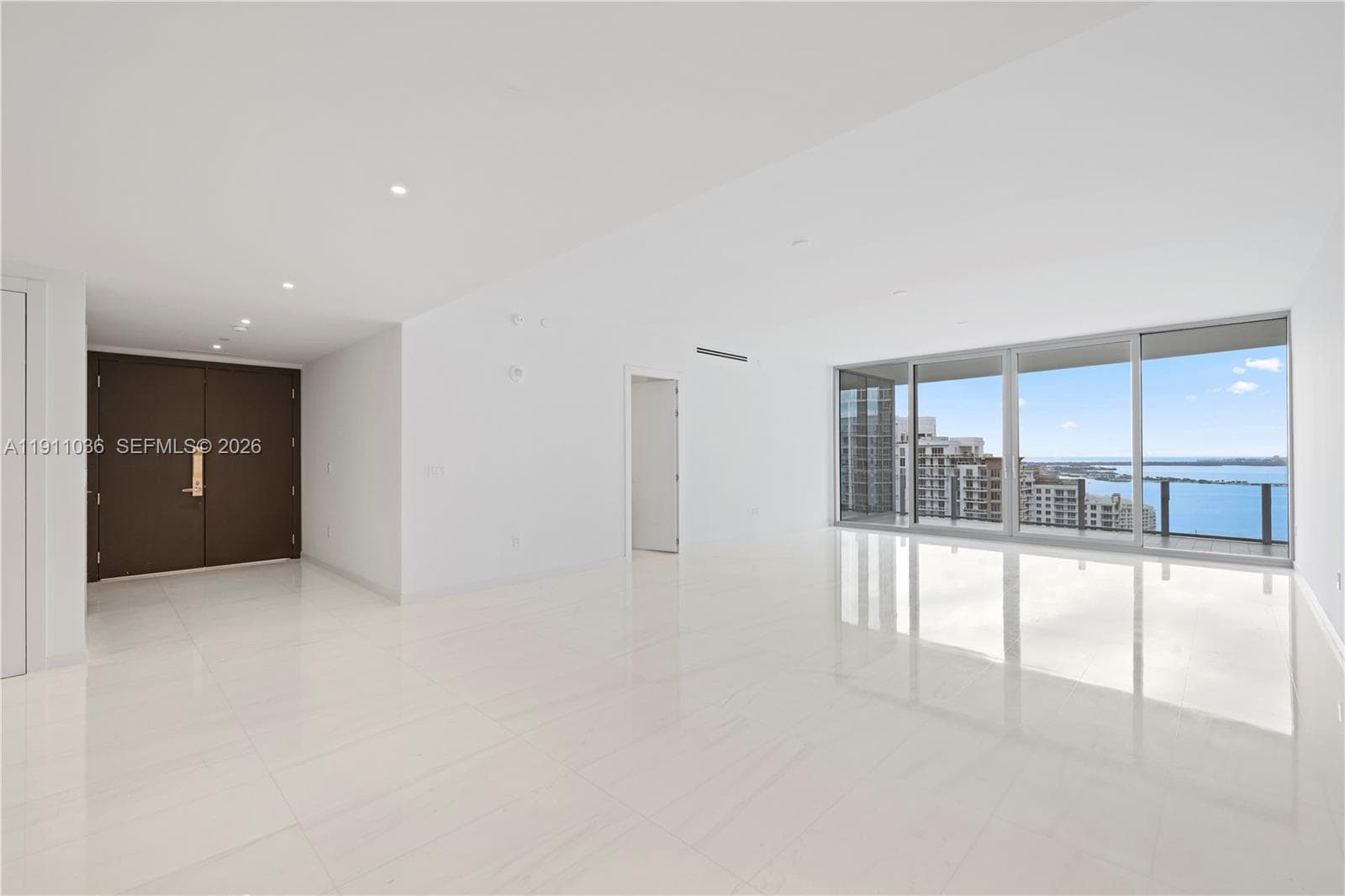 300 Biscayne Blvd Way # 3404, Miami FL 33131 — 10