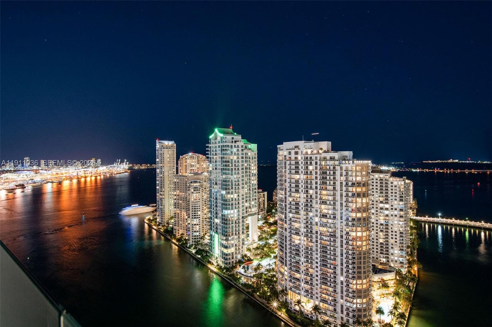 300 Biscayne Blvd Way # 3404, Miami FL 33131 — 51
