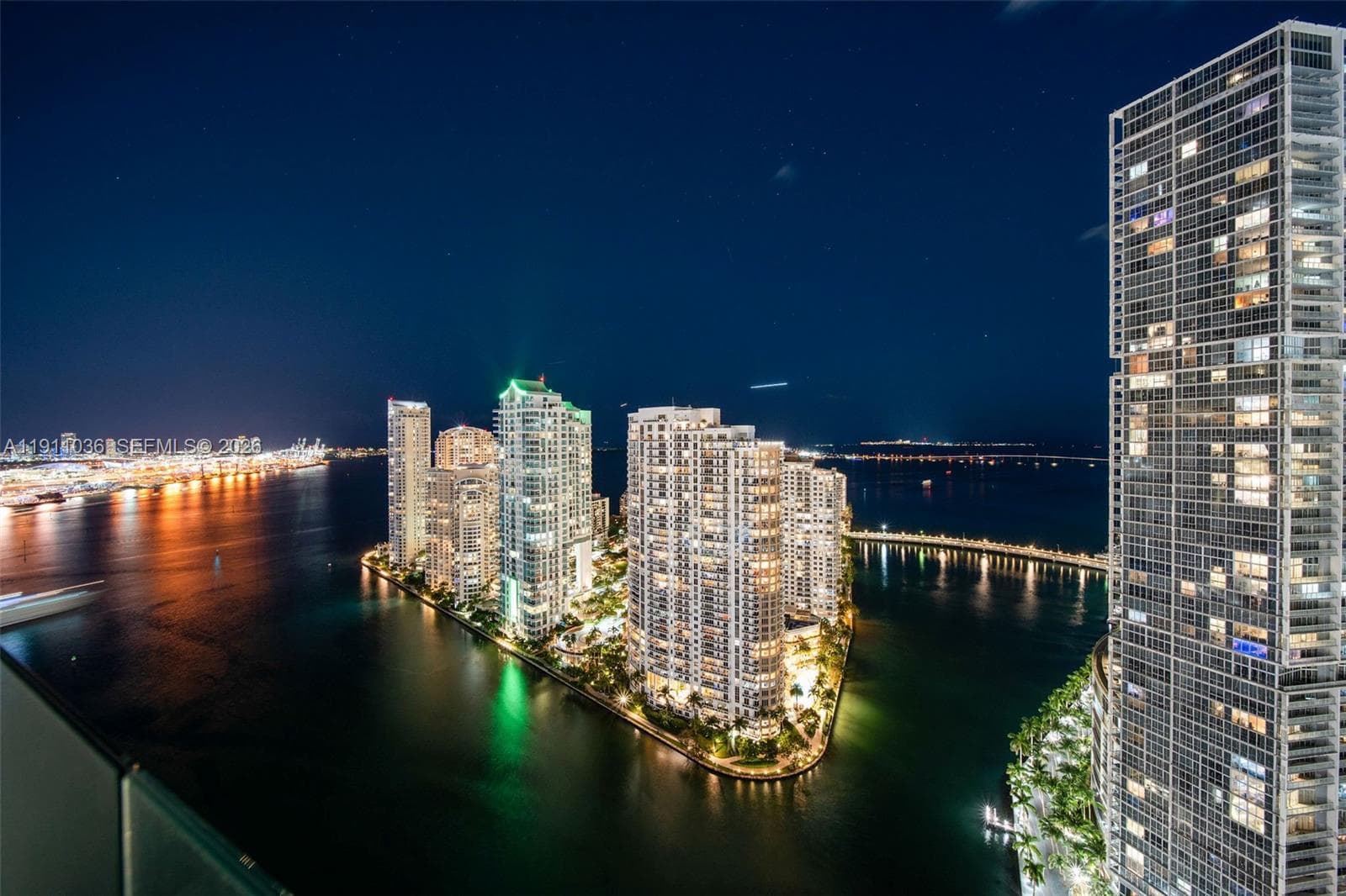 300 Biscayne Blvd Way # 3404, Miami FL 33131 — 50
