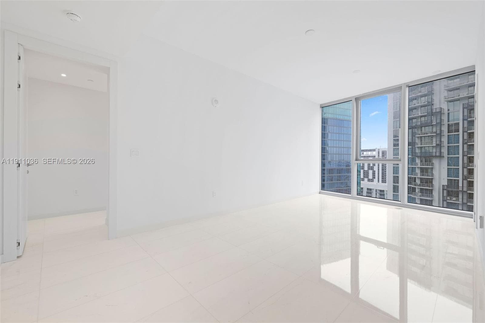 300 Biscayne Blvd Way # 3404, Miami FL 33131 — 29