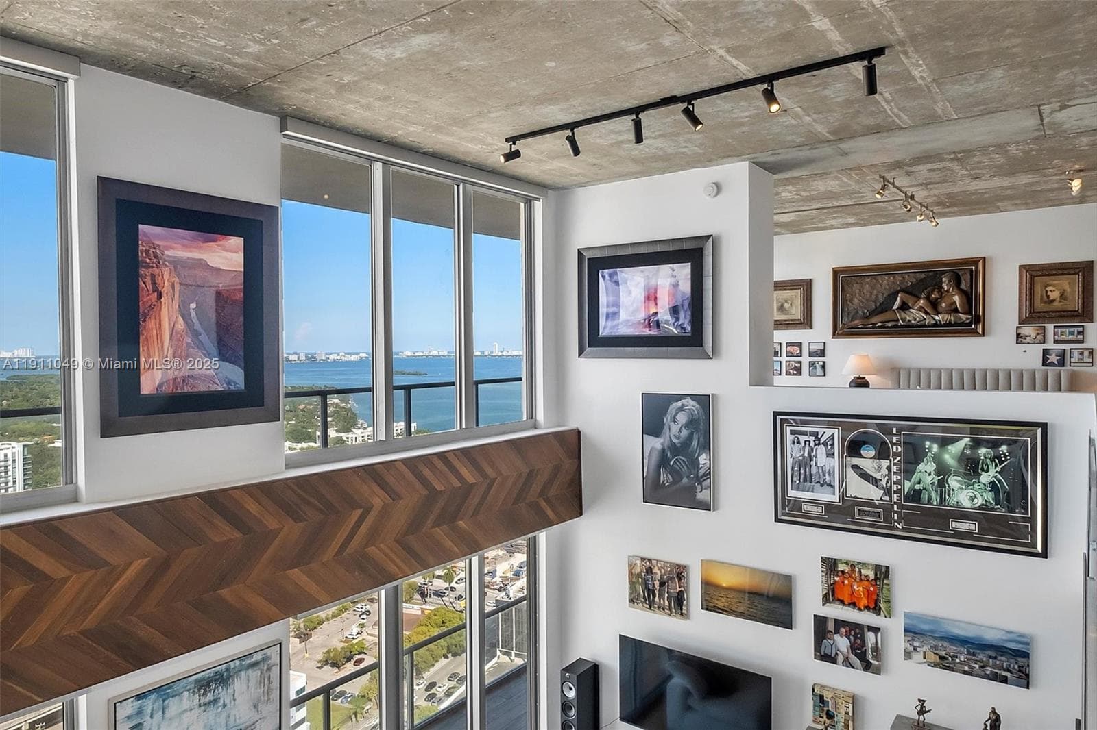 3470 E Coast Ave, Miami FL 33137 — 27