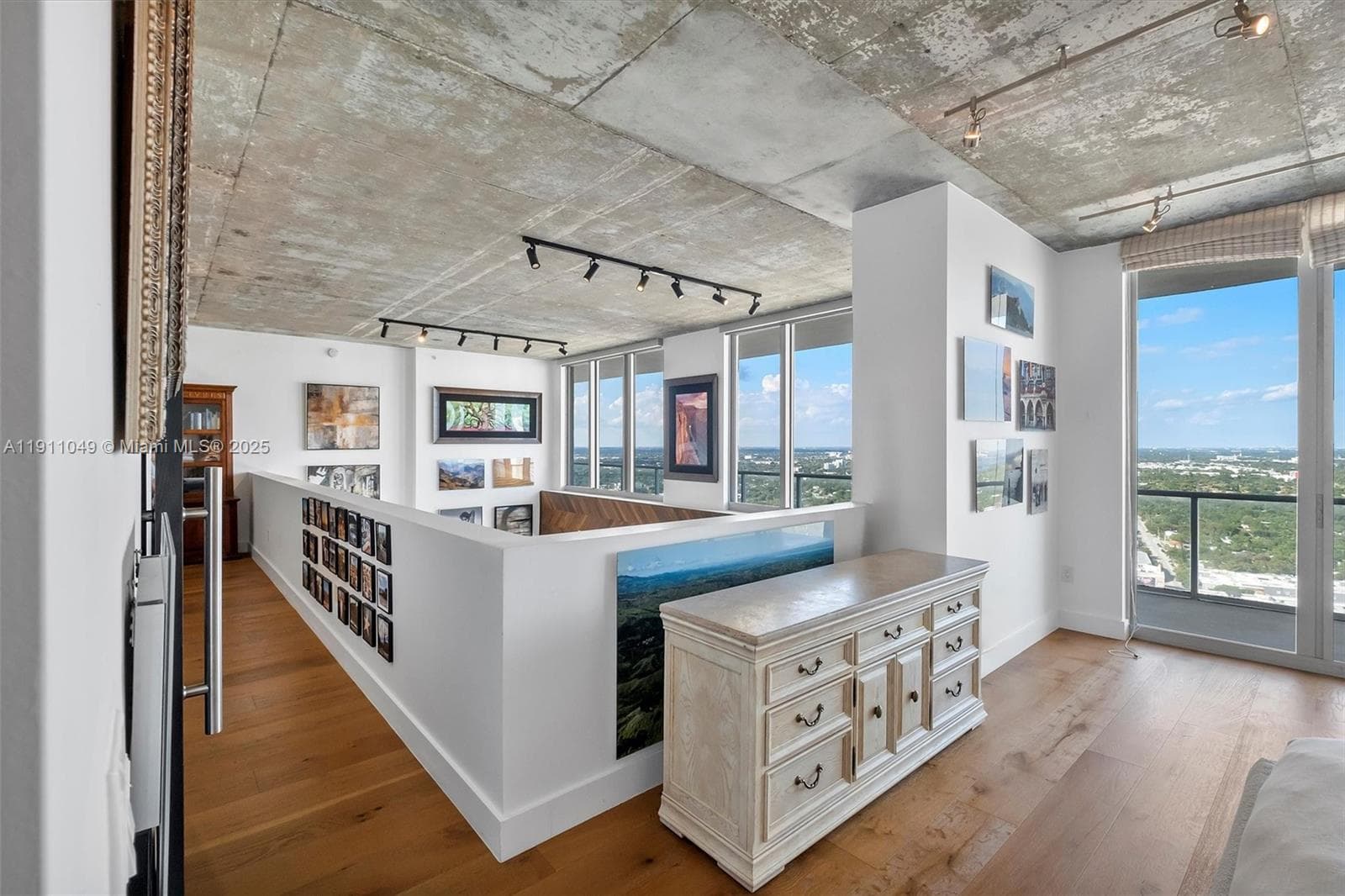 3470 E Coast Ave, Miami FL 33137 — 39