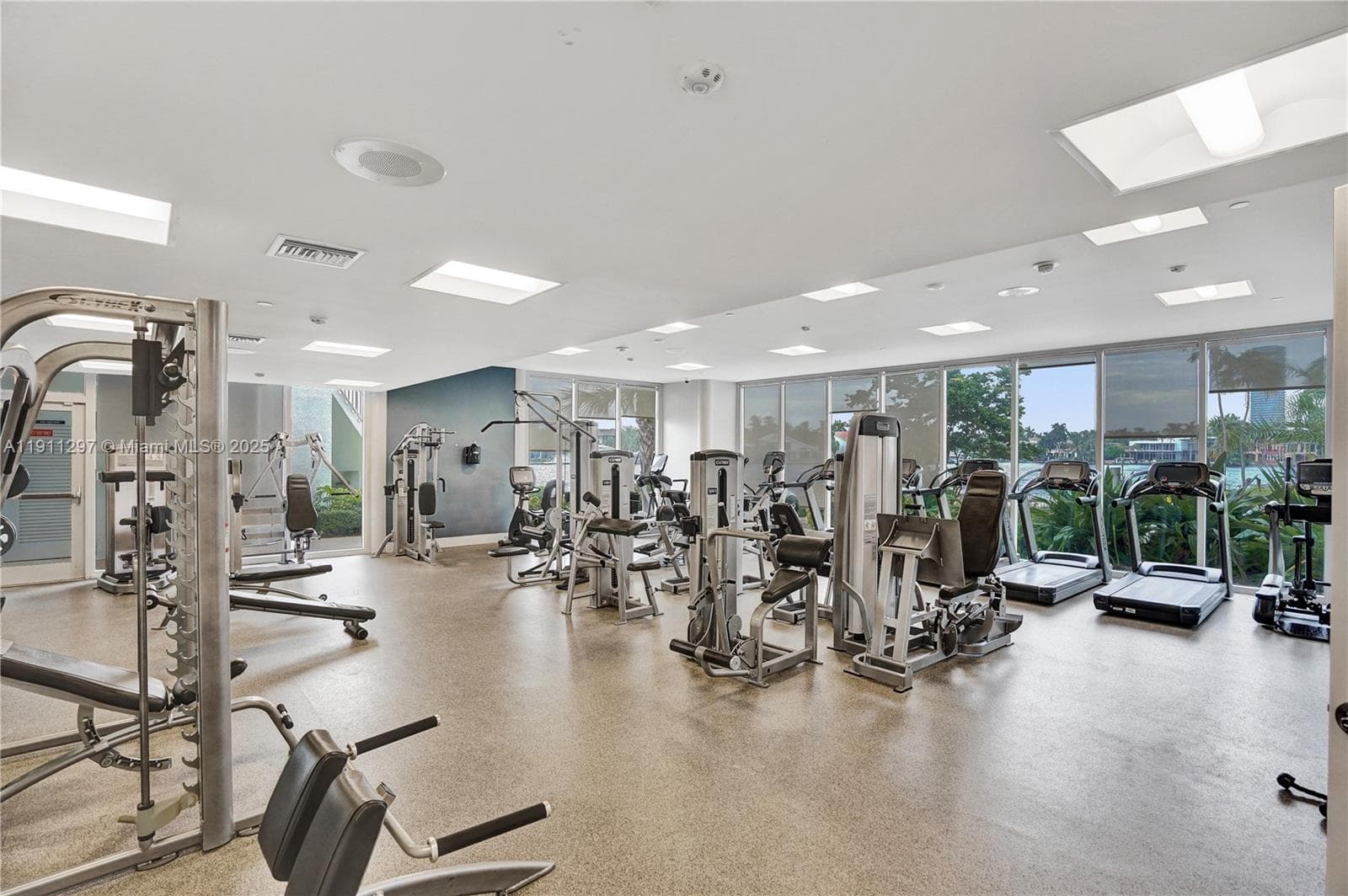 20281 E Country Club Dr # 511, Aventura FL 33180 — 29
