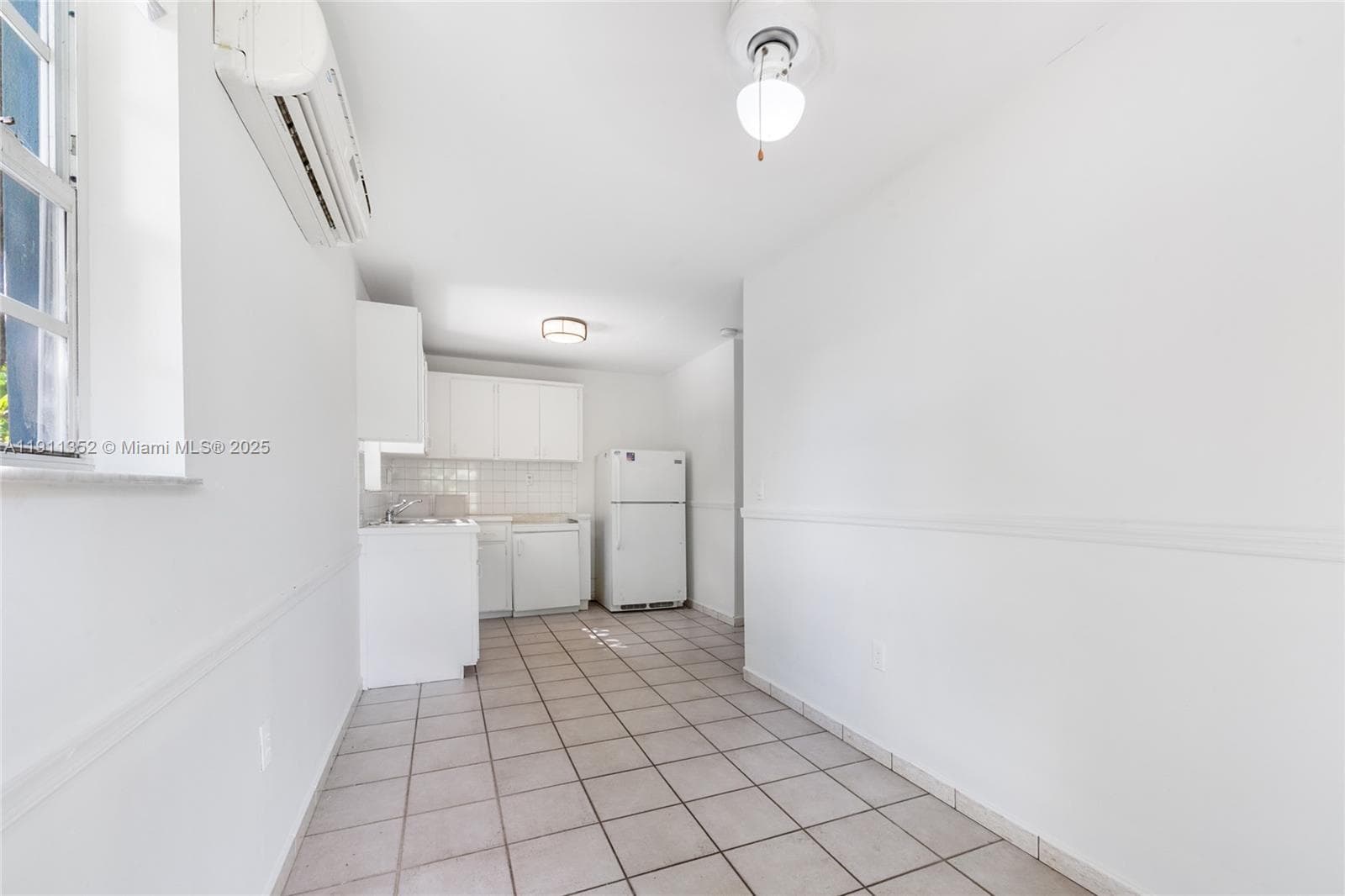 682 W 37th St, Hialeah FL 33012 — 17