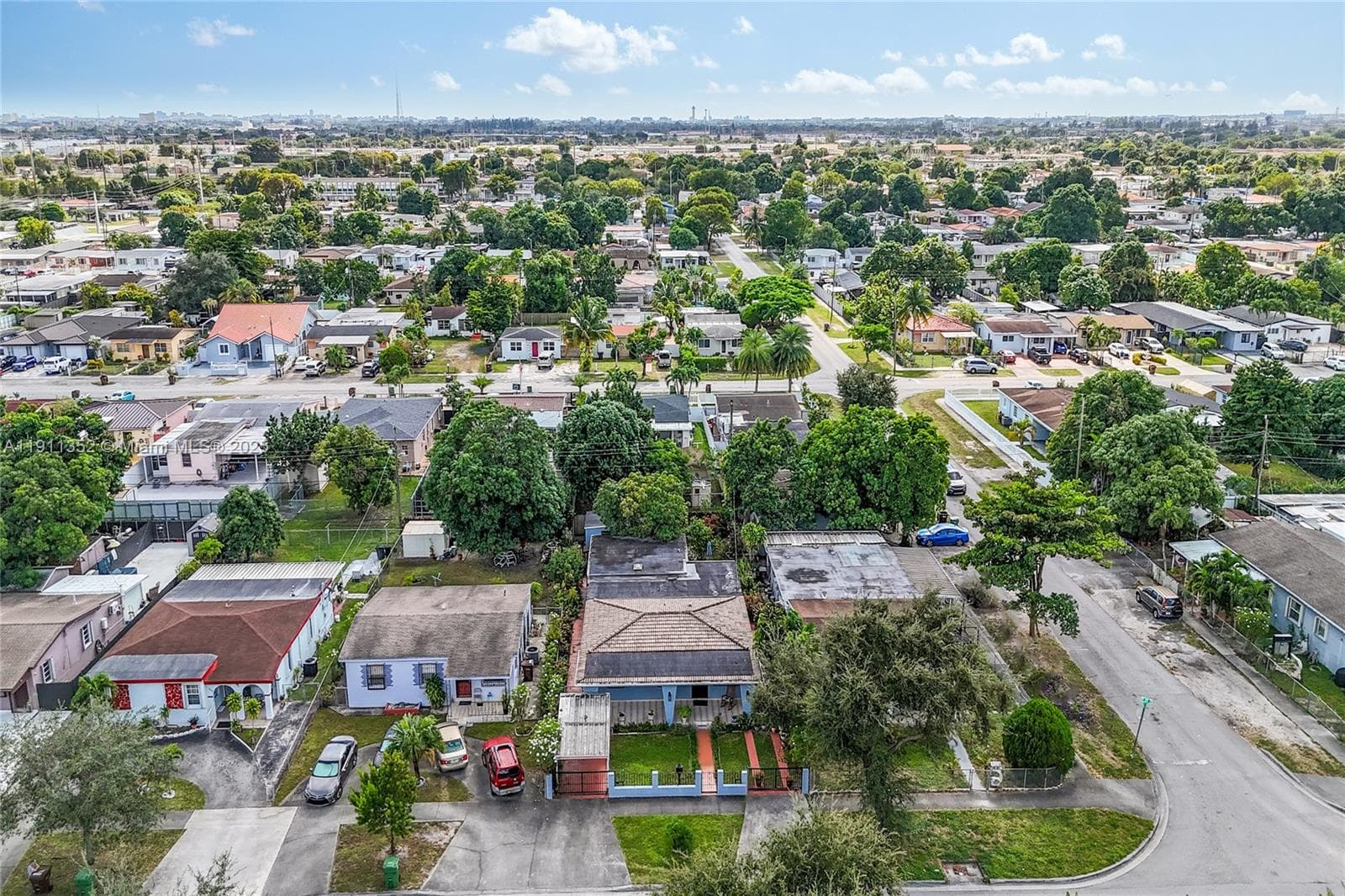 682 W 37th St, Hialeah FL 33012 — 22