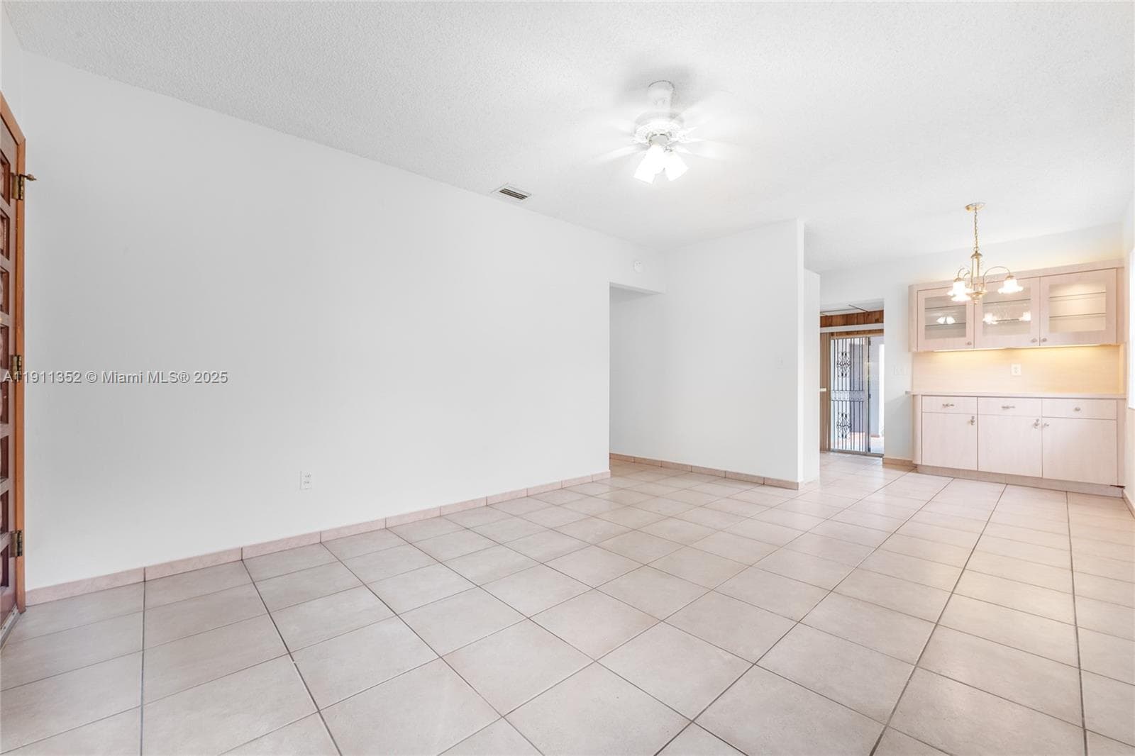 682 W 37th St, Hialeah FL 33012 — 4