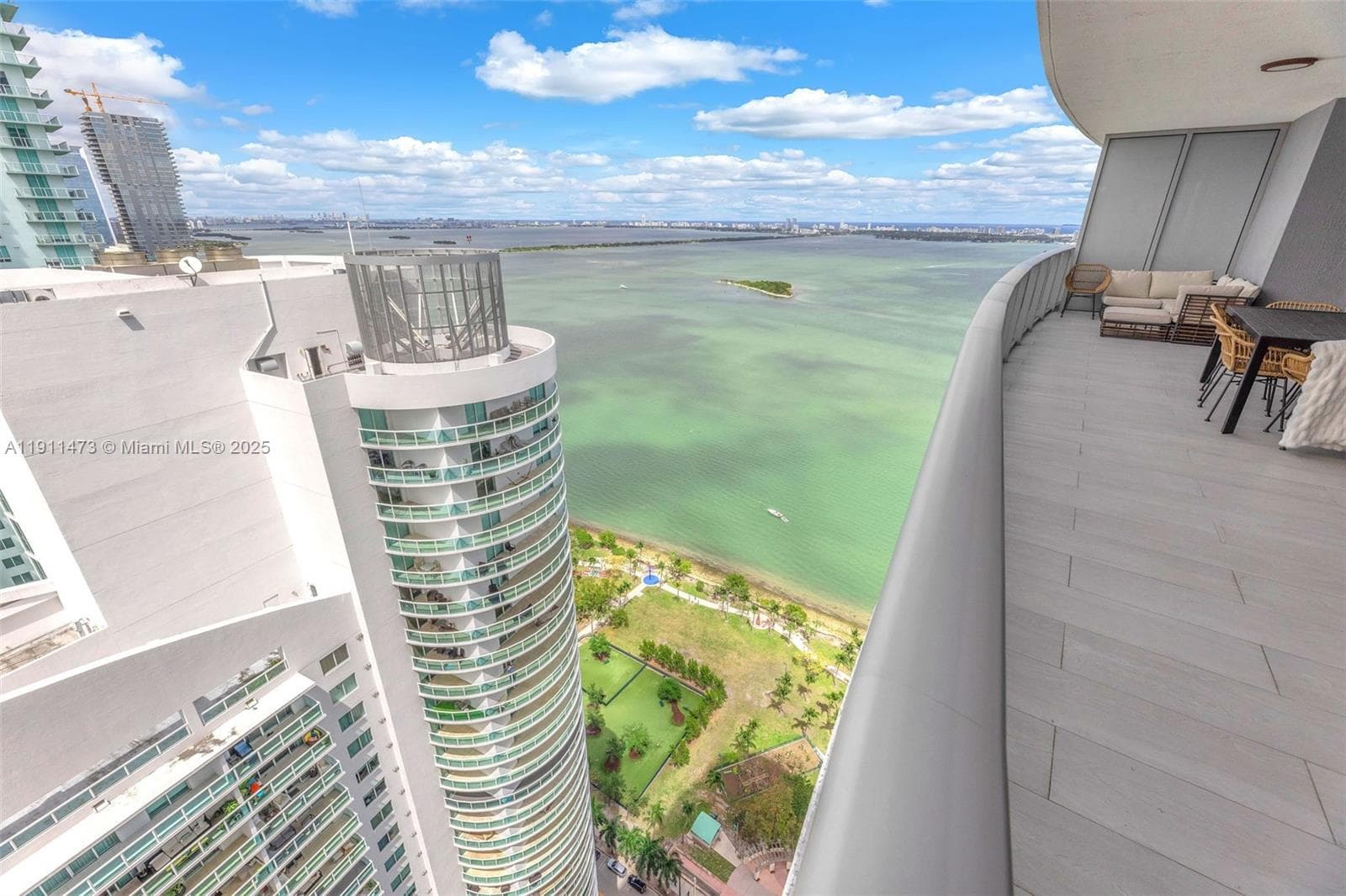 488 NE 18th St # 4311, Miami FL 33132 — 31