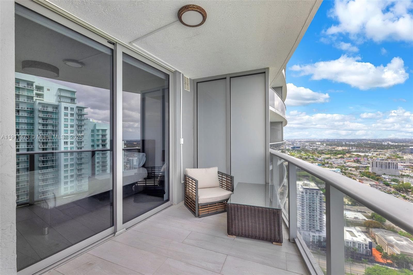 488 NE 18th St # 4311, Miami FL 33132 — 29